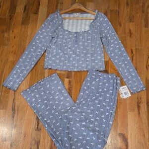 Pink Republic Light Blue Pajama Set with White Bow Pattern SIZE M/L NWT